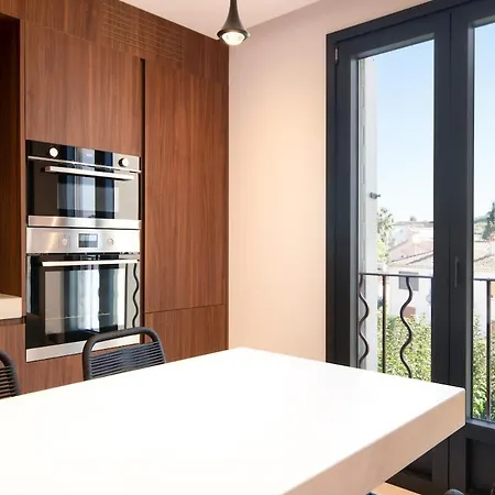 Lejlighed Beautiful Modern 2 Bedroom With Parking *